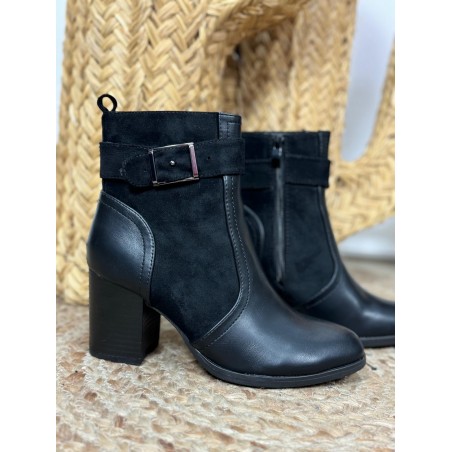 Botas negra