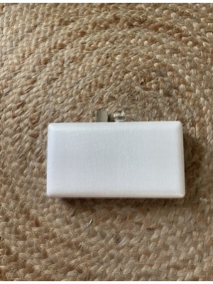 Cartera blanca